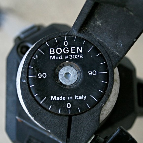 Bogen Cameras, Photo & Video Bogen 320 Professional Quality Tripod